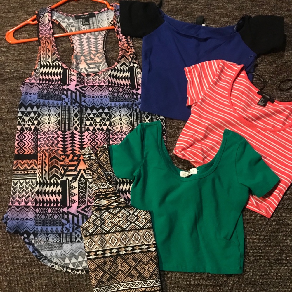 SALE👚 Forever 21 Bundle.